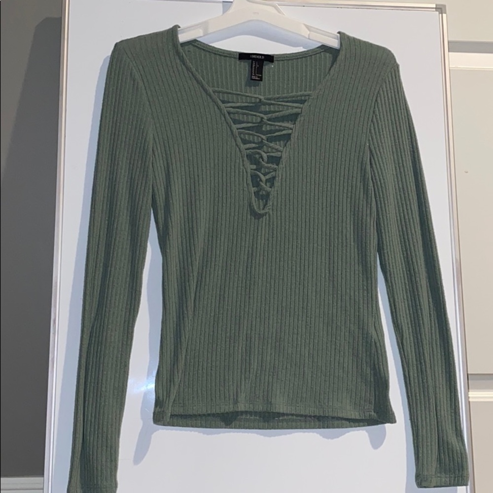 green long sleeve shirt